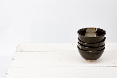 Dipping bowl - Black and mottled grey.