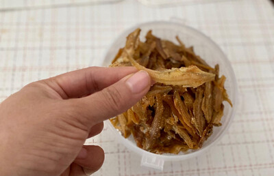 ESHMI မှီးတံသွယ်ငါးလေးကြော် အချို(200g)