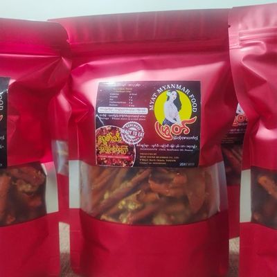 မြတ် ငရုတ်မြေပဲနှမ်းကပ်ကြော် (160g)