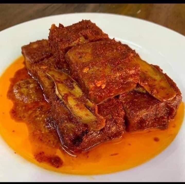 မြတ် နှစ်ချို့ ဆီတို့ဟူးရှယ် (140g)