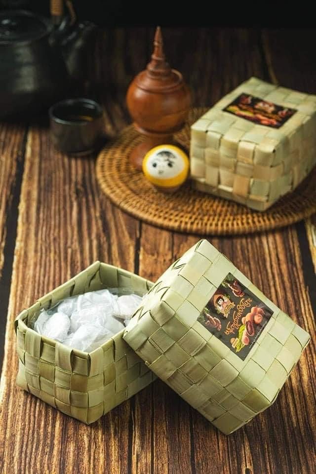 တို့ဝေါသူ မန်ကျည်းဖလိပ်ပြားဘူး (125g)