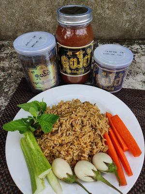 ရှယ်ပဲ ငါးပိရည်ကျို (500g)