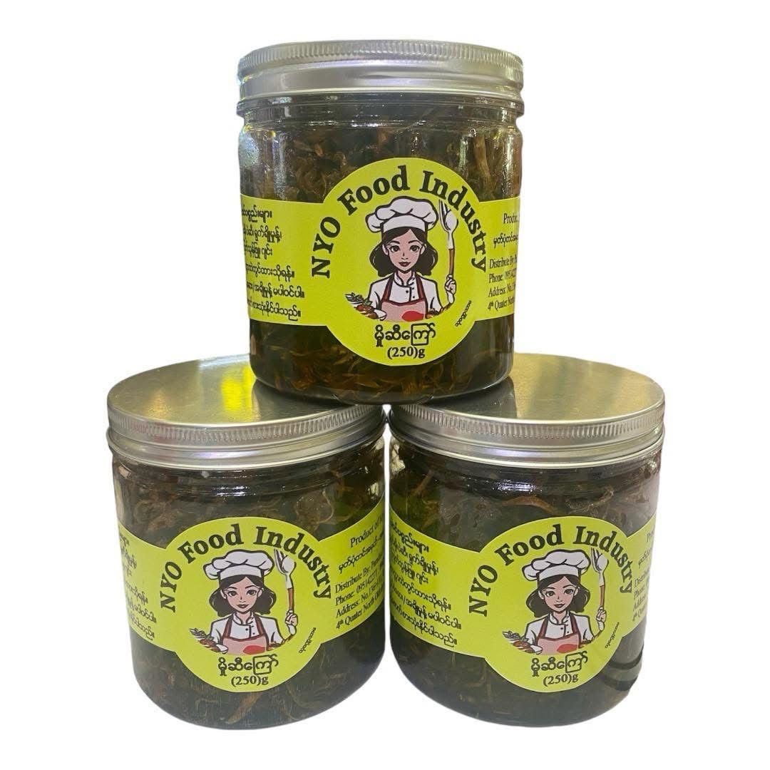 Nyo မှိုဆီကြော် (300g)
