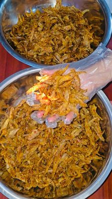 မန္တလေးလက်ရာ ငါးကလေးကြော် 150g