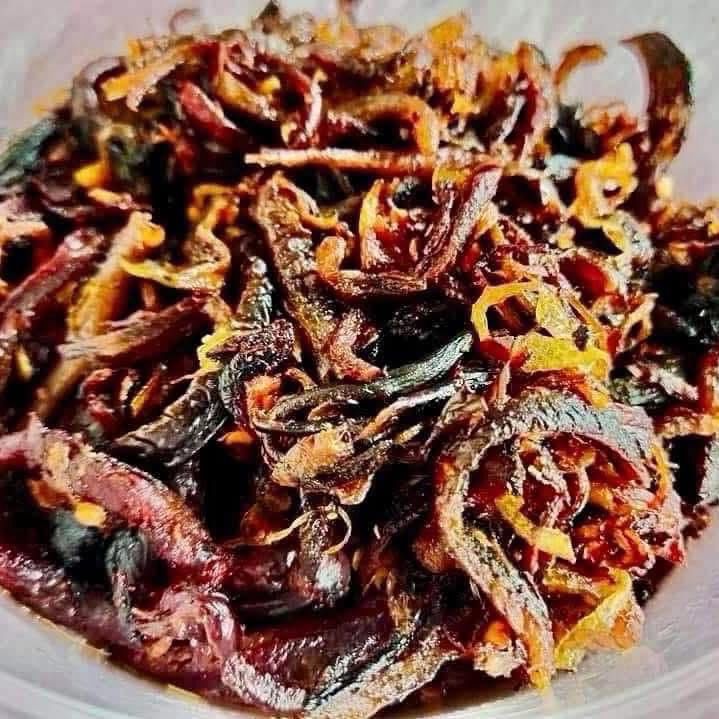 Made In Mandalay ငါးရှဉ့်ခြောက်ကြော်စပ် (210g) Made In Mandalay ငါးရှဉ့်ခြောက်ကြော်စပ် (210g)