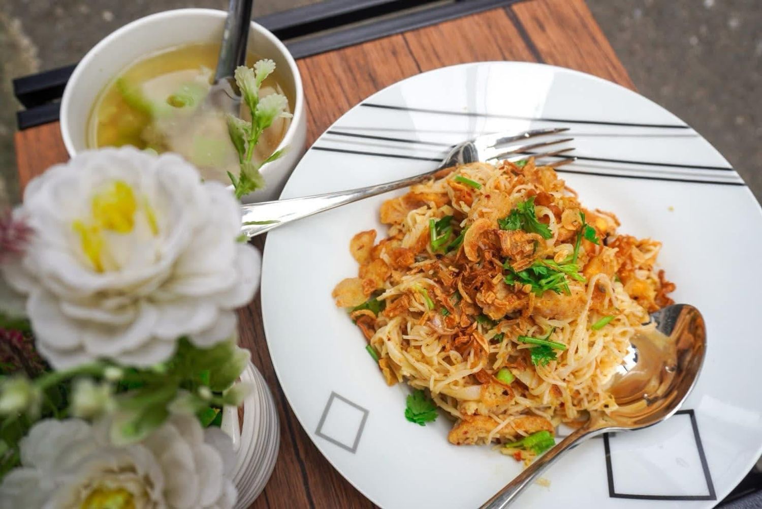 မယ့်လက်ရာ မုန့်ဖတ်အိုးလူးသုပ် အနှစ် (၅ ထုပ်ပါ) 200g မယ့်လက်ရာ မုန့်ဖတ်အိုးလူးသုပ် အနှစ် (၅ ထုပ်ပါ) 200g
