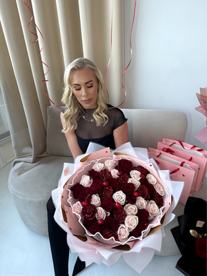 Cherry Babe 🍒🌹🪩