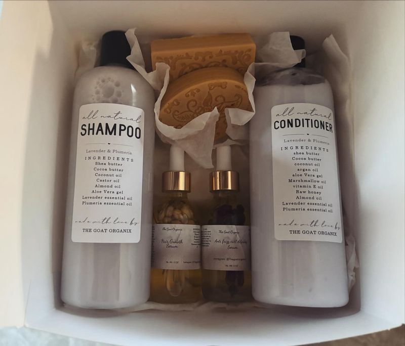 Lavender &amp; Plumeria Gift Box