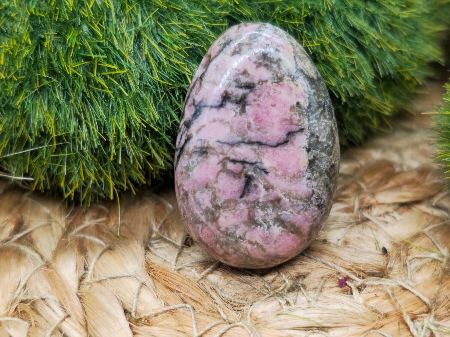 Rhodonit Tropfen gebohrt 1