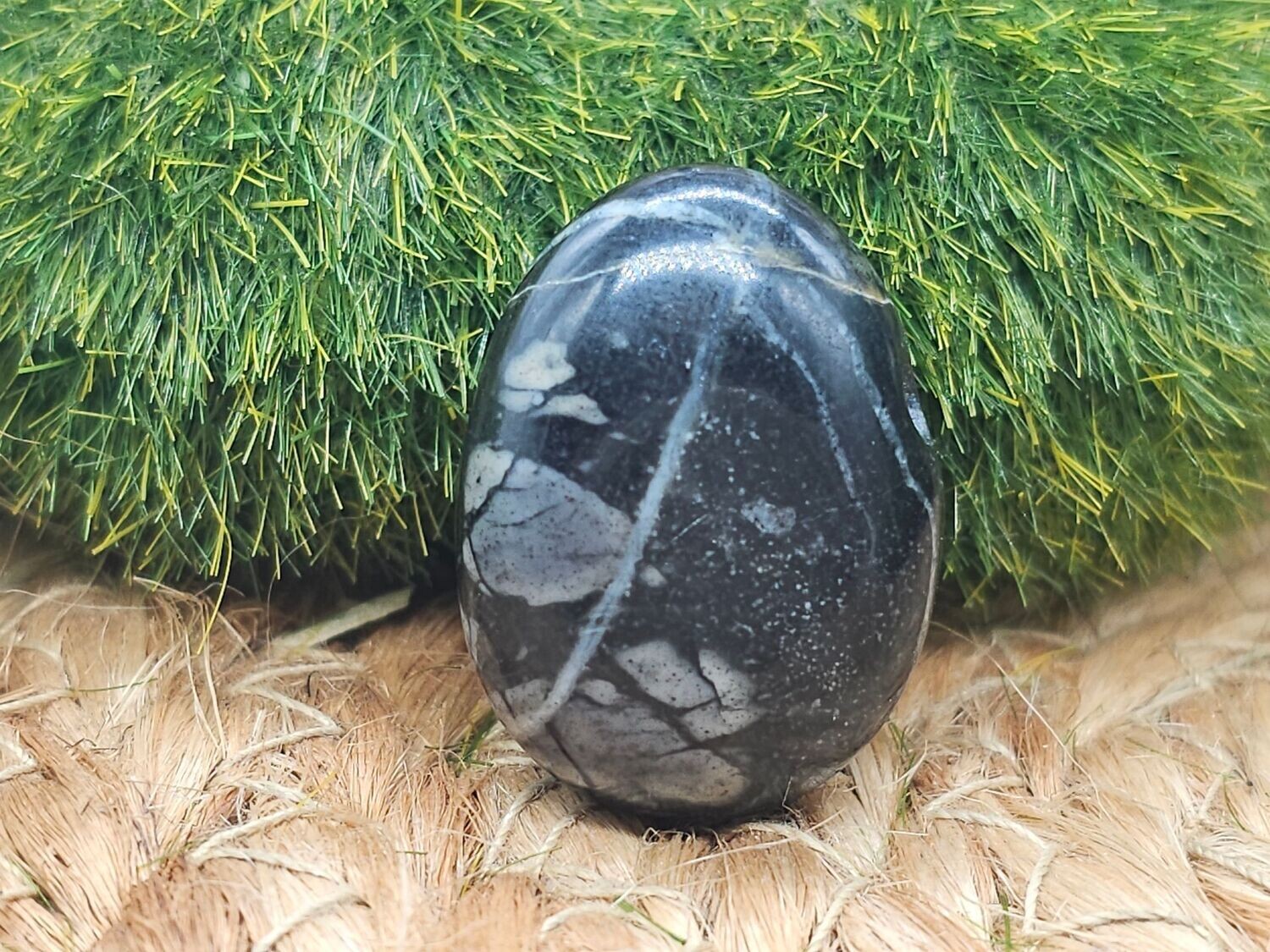 Chrysanthemen Trommelstein gebohrt