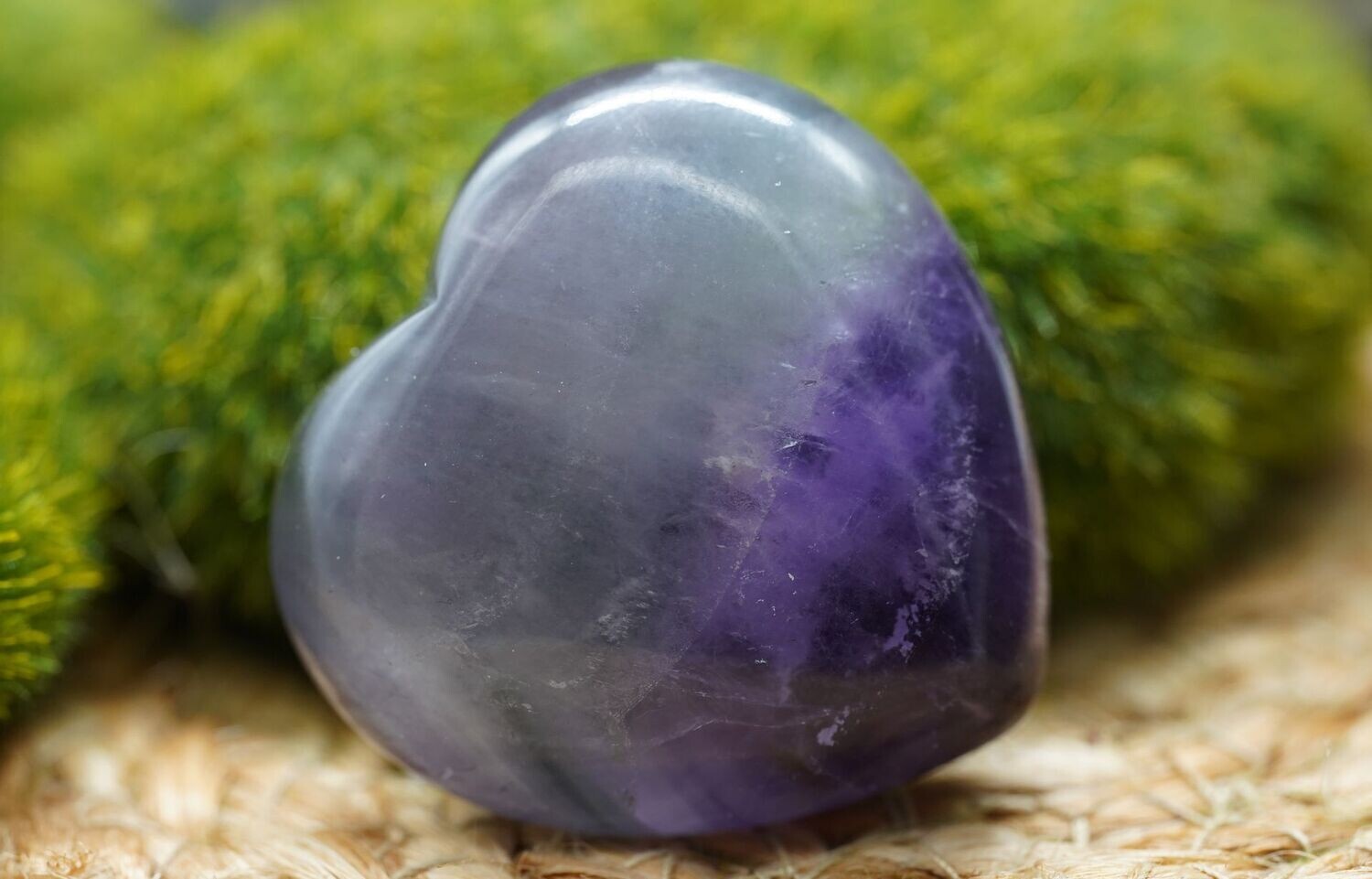 Amethyst Herz Handschmeichler 50 mm