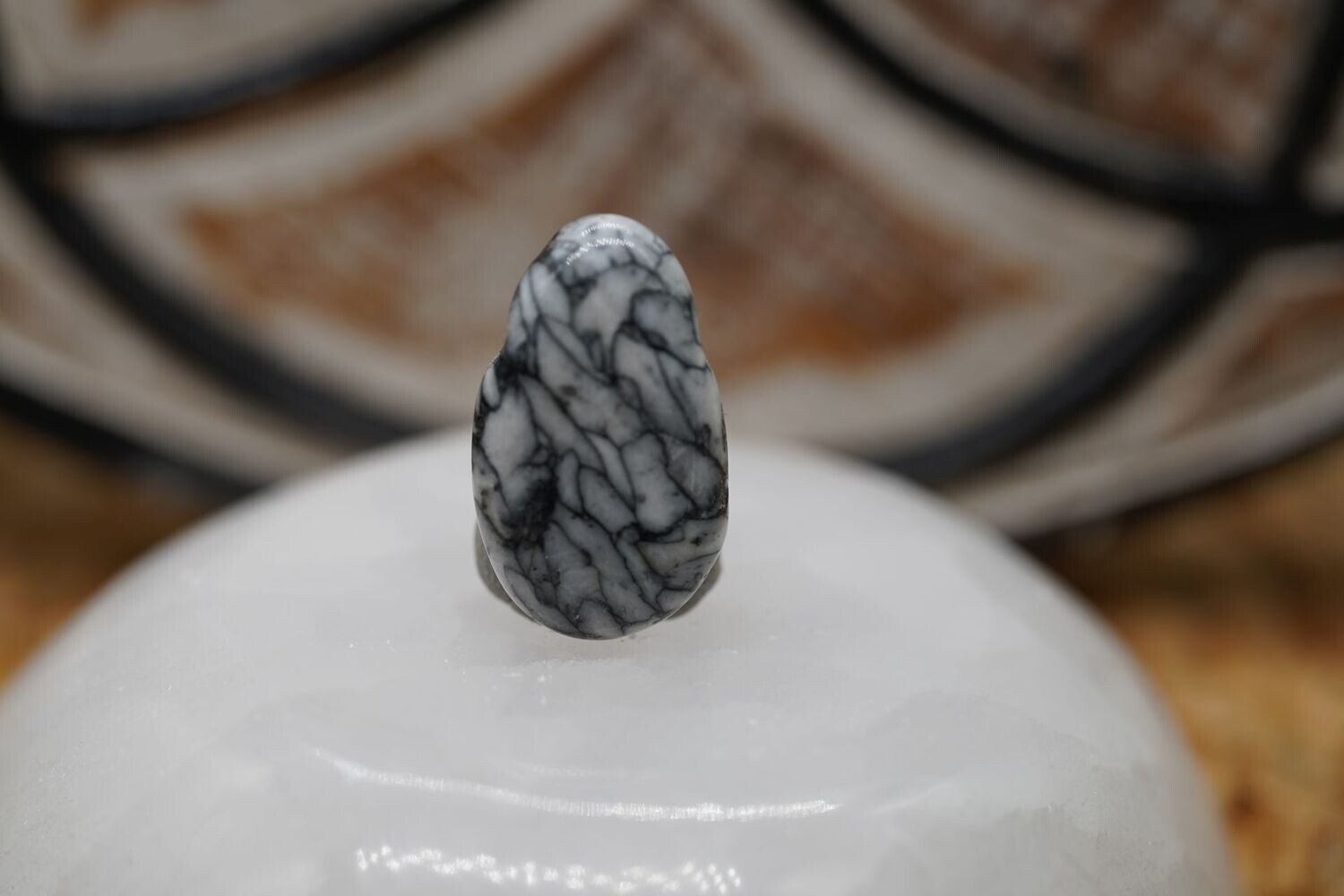 Pinolith Tropfen gebohrt