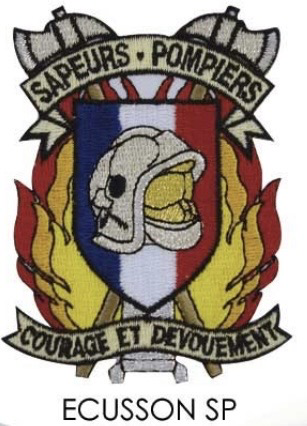 T-shirt blanc brodé sapeurs pompiers écusson