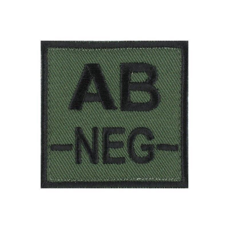 grade / écusson brodé groupe sanguin AB-NEG- noir sur vert armée