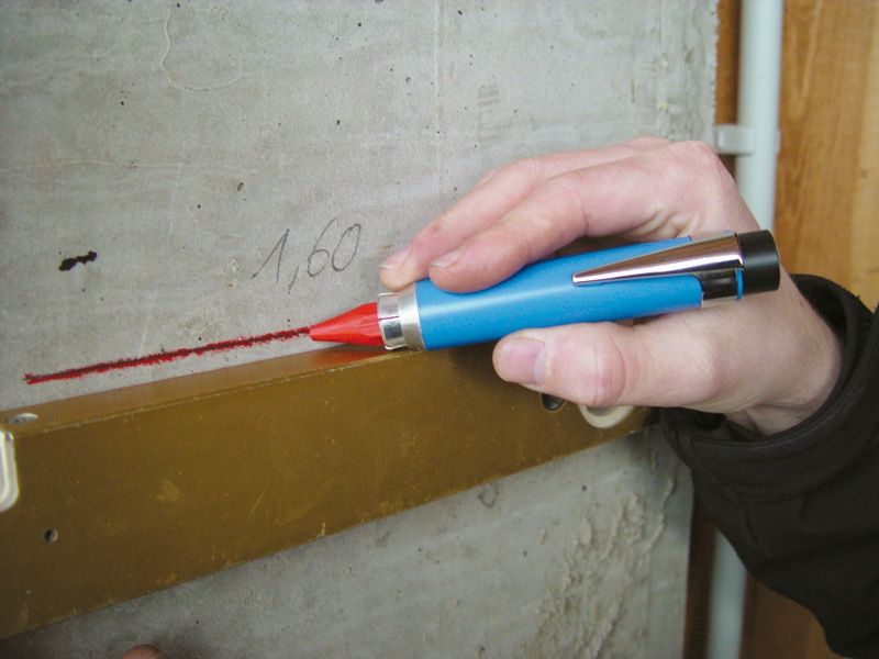 Enrouleur pour porte craie - Porte outils polyvalent BLEISPITZ