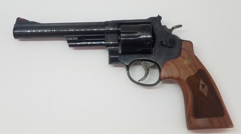SMITH &amp; WESSON 57-6   41 MAG