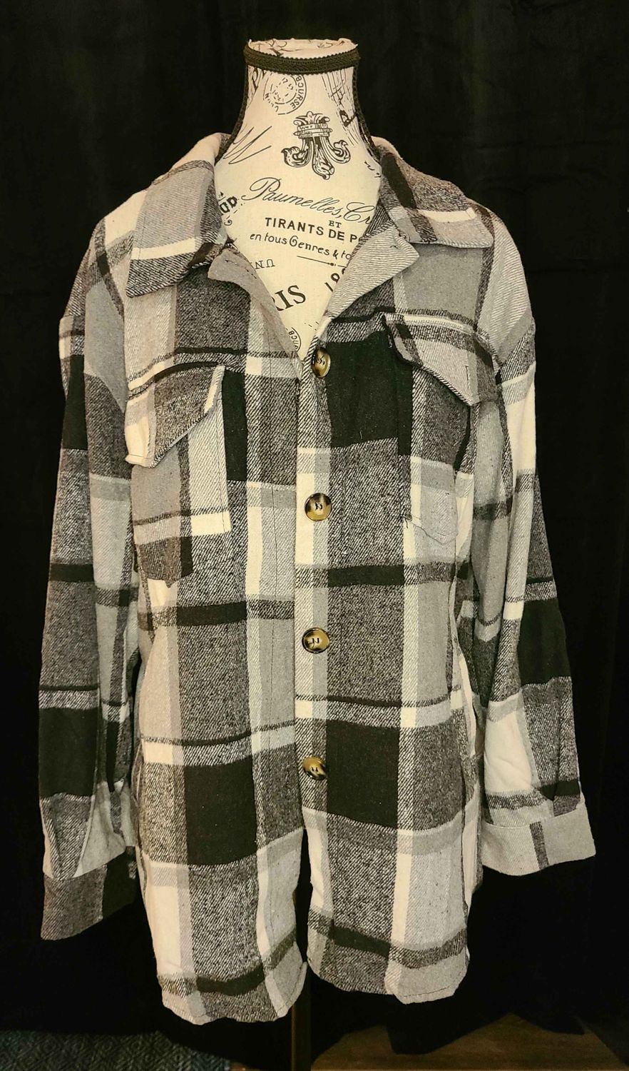 Black and White Flannel with Pockets