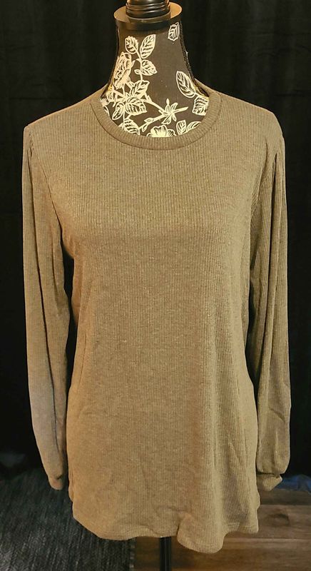 Olive Ribbed Puff Sleeve Top