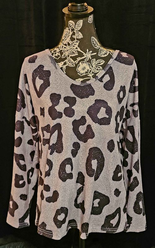 Black and Gray Leopard Top