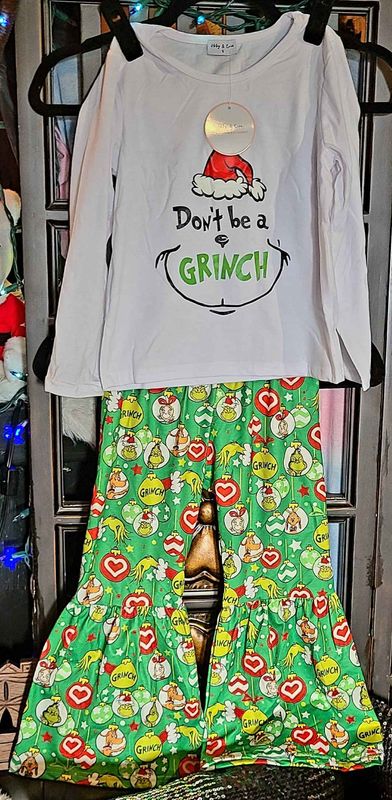 Girls Grinch Flare Pants Set
