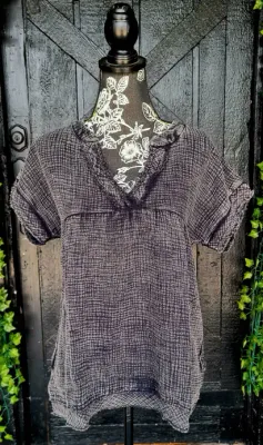 Zenana Black Reverse Stitch Top with Pockets