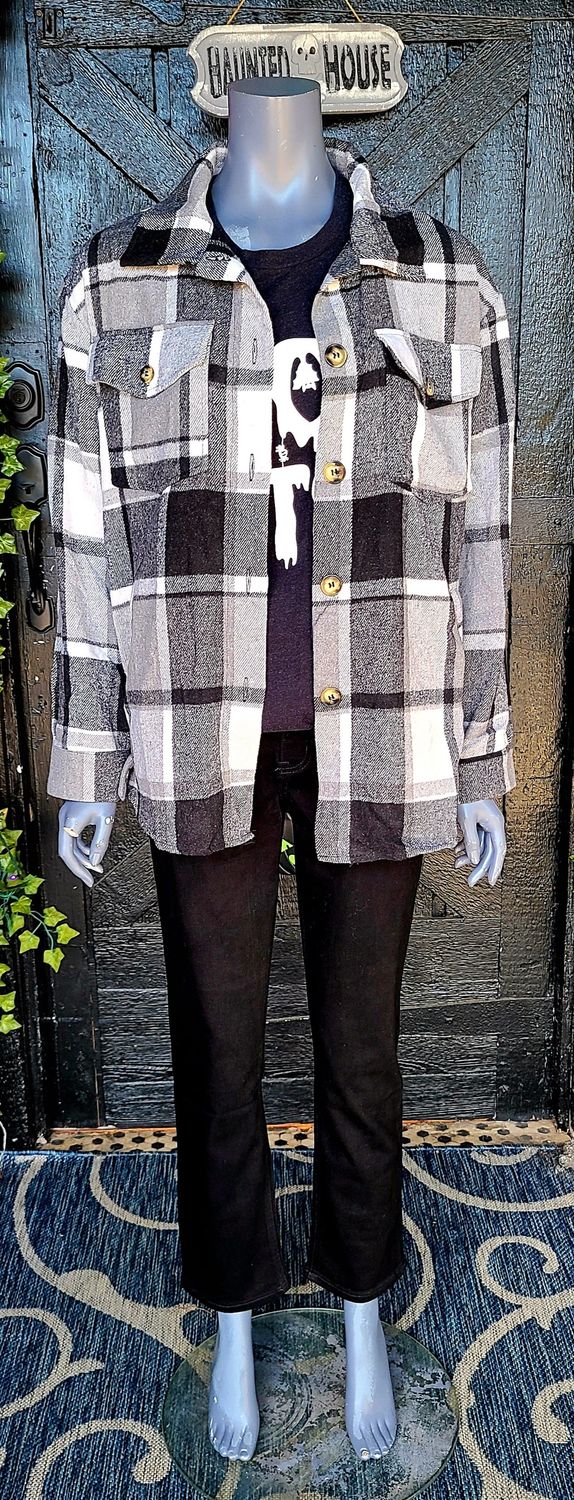 Black and White Flannel with Pockets