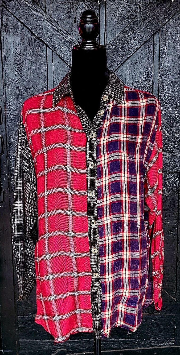 Red, Navy and Black Sparkle Flannel with Pockets