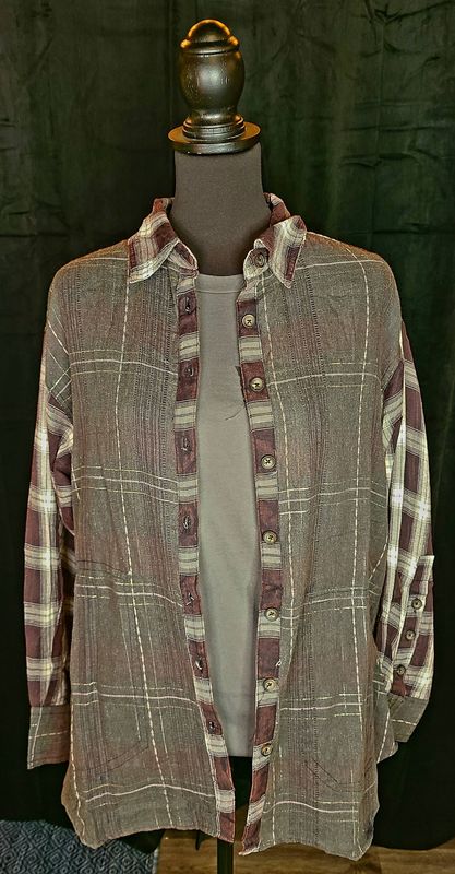 Black and Grey Sparkle Flannel with Pockets