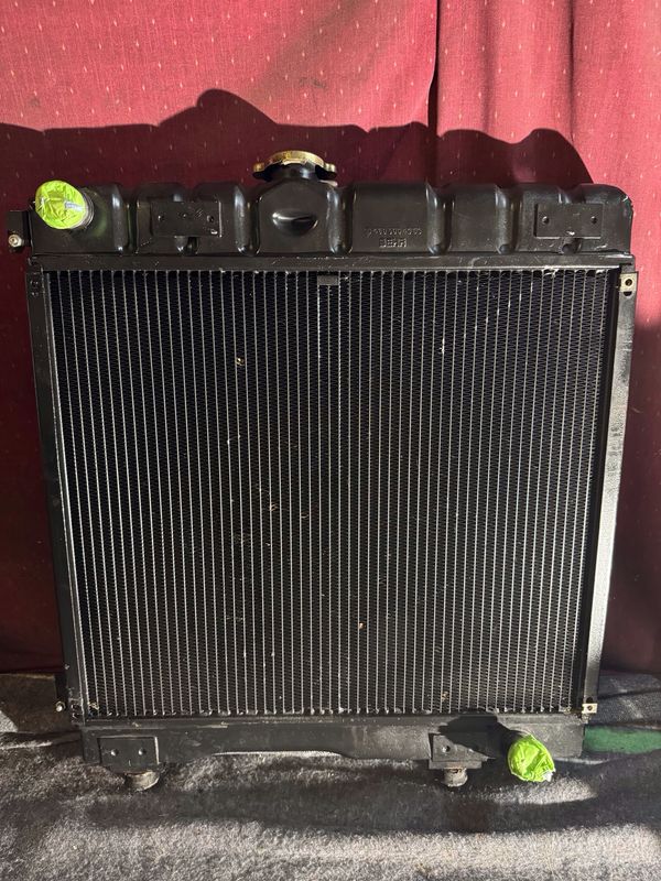 ///**G Klasse Mercedes G Wasserkühler Kühler Radiator Motorkühler 250 290 300 GD 280 GE BM461 