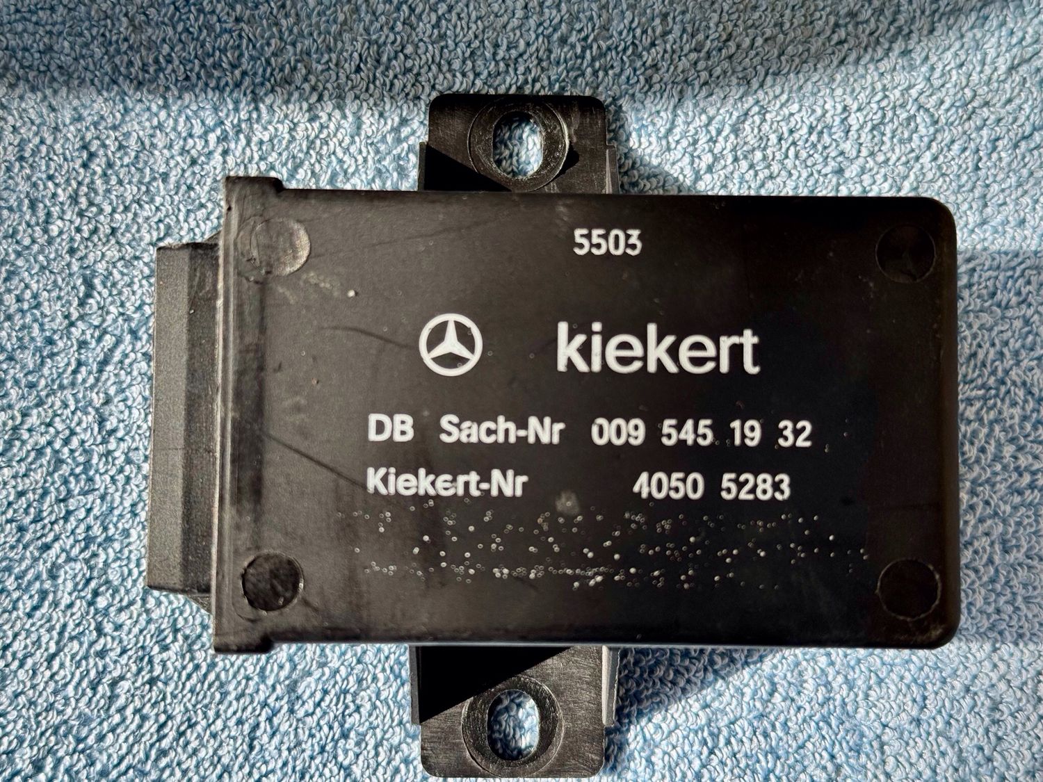 ///**Mercedes G Klasse  A0095451932  Steuergerät Zentralverriegelung W463 W461 W460 PUR Professionell Greenliner 270CDI 280CDI 300CDI BM 461