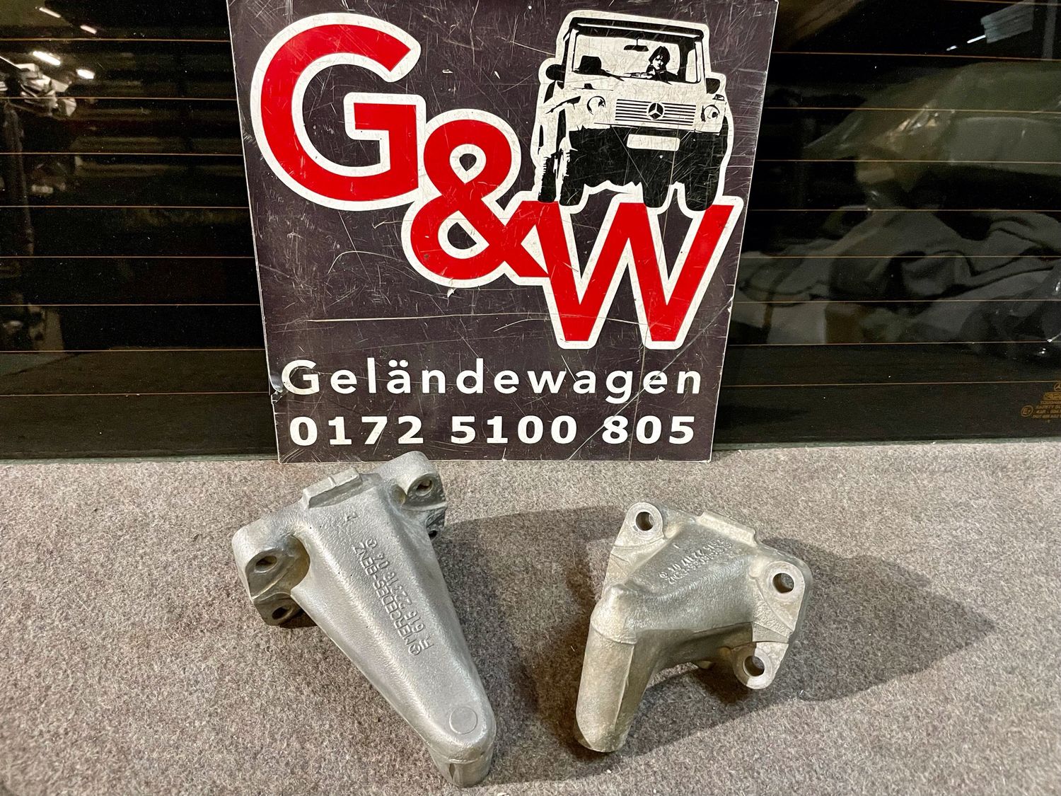 ///** 300GD OM617. 617.A 460 Motorträger Tragarme Mercedes G PUCH 79-83