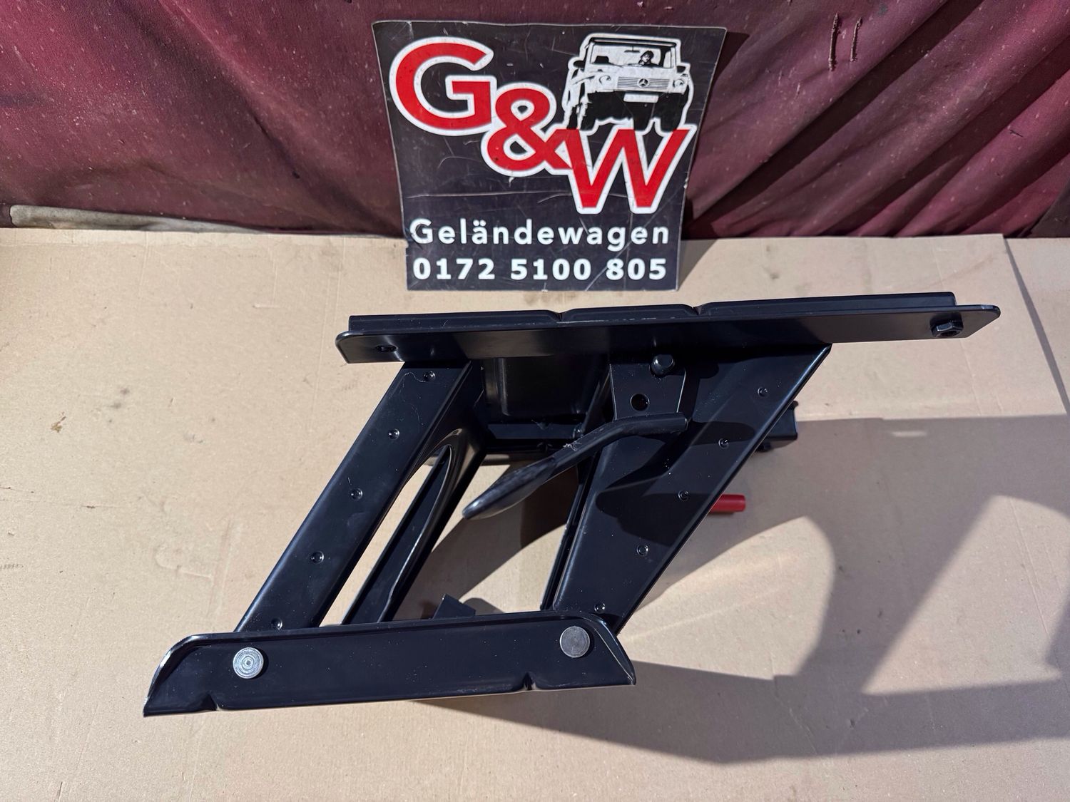 ///**Mercedes G Klasse A4619100120 Wolf Sitzkonsole Sitzgestell  Fahrersitz Vorne Neu Links Klappkonsole BM461.401 Wolf Kurz 2400mm Radstand