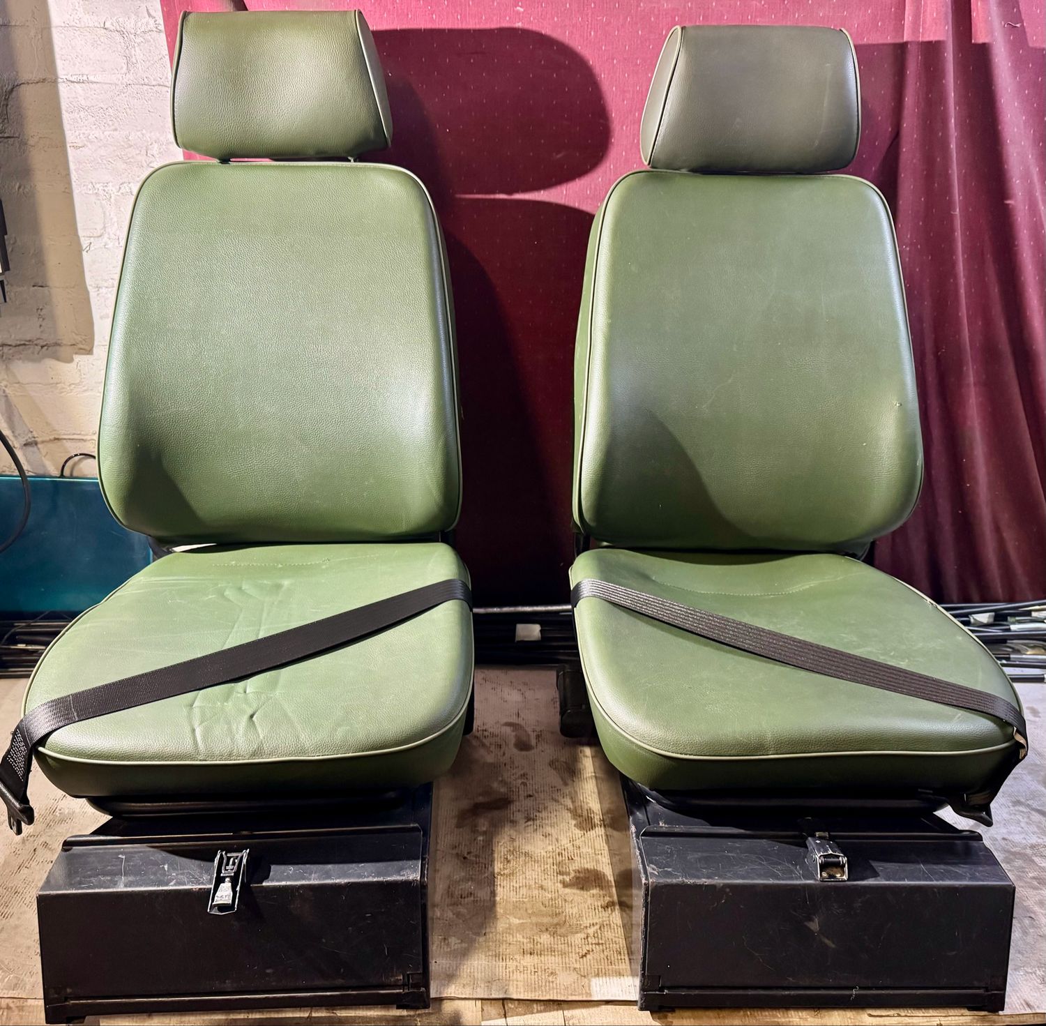 ///**G Klasse Mercedes Benz GE GD Model Wolf Einzel Rücksitze BM461W460 Bundeswehr Hintere Sitze Rear Seats Gebraucht Rechts Links