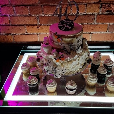 Lighted Mirror Stand for Cake/Desert