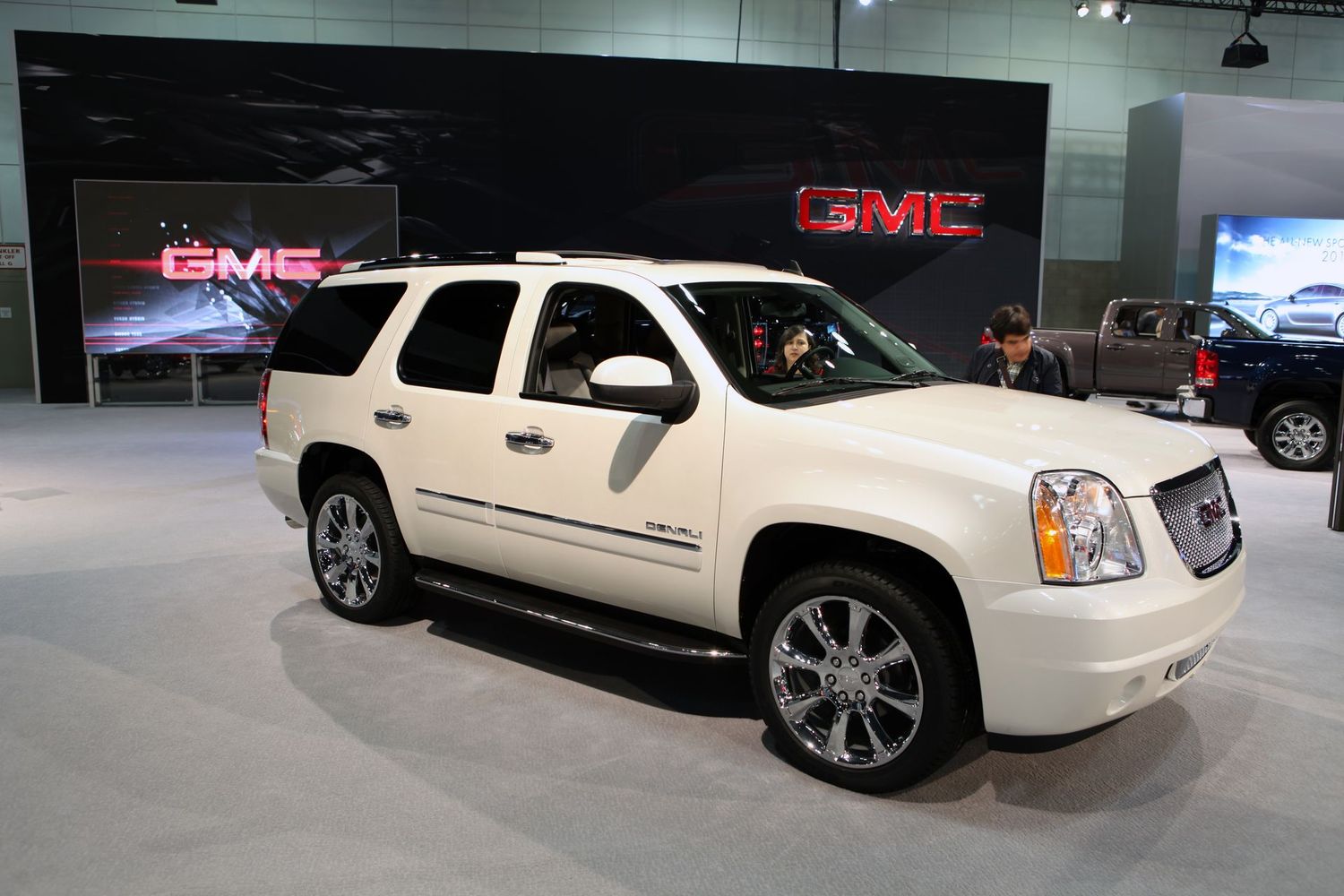 2007 - 2013  GMC Yukon