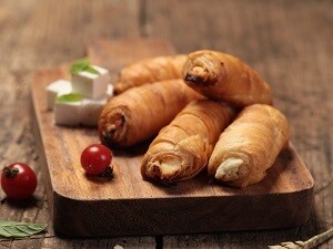 PENDİRLİ MİNİ RULO BÖRƏK 1kg