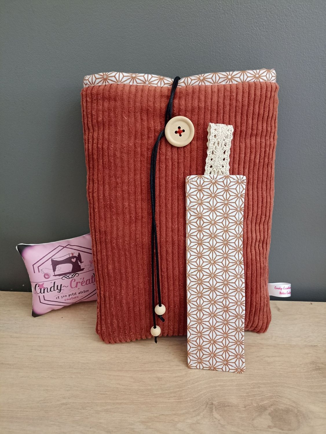 Pochette de Livre + Marque Page souple