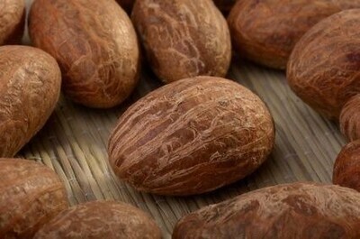 Noix de petit cola - 100% pure et naturelle- 1 kg