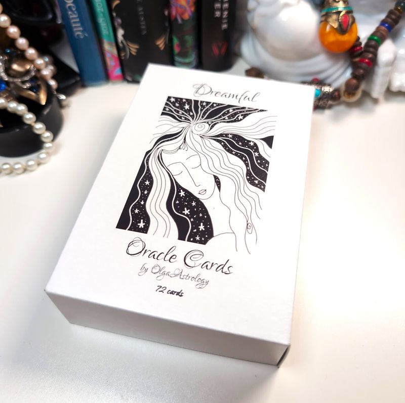 ВОЛШЕБНЫЕ КАРТЫ - Dreamful Oracle Cards