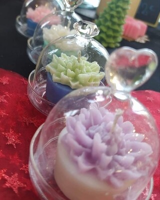 Fleur dans sa cloche