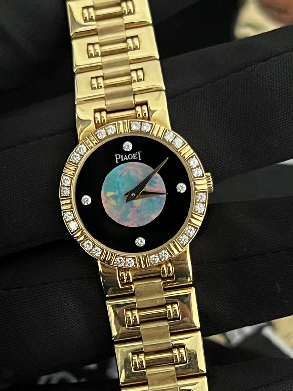 ​PIAGET Dancer Ladies 80564 K81 Onyx Opal Dial Yellow Gold Diamond Ladies 1970 Vintage 23mm Quartz