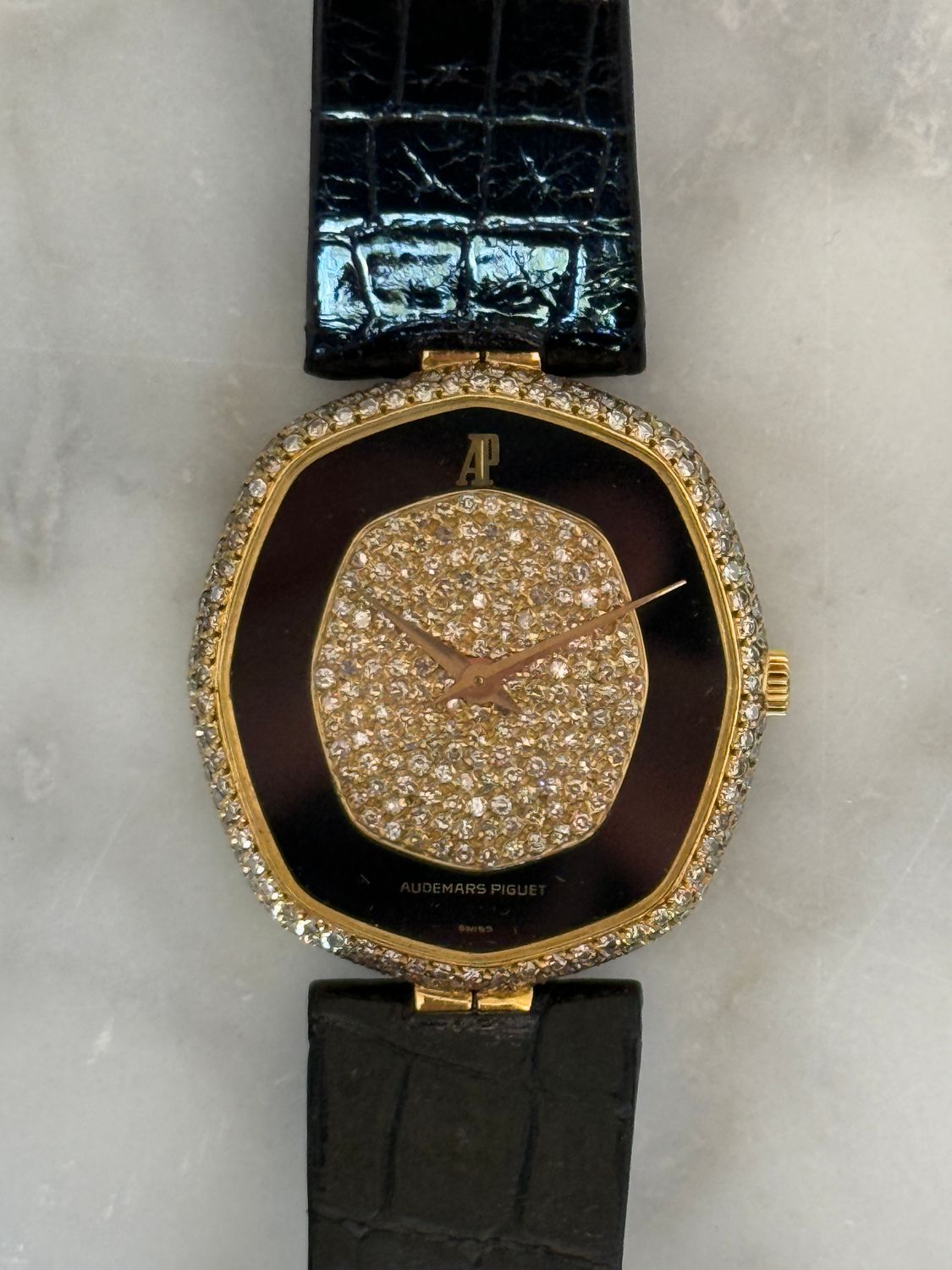 ​AUDEMARS PIGUET Cobra Onyx Vendôme Yellow Gold Diamond 31mm x 29mm Manual Vintage 1980&#39;s