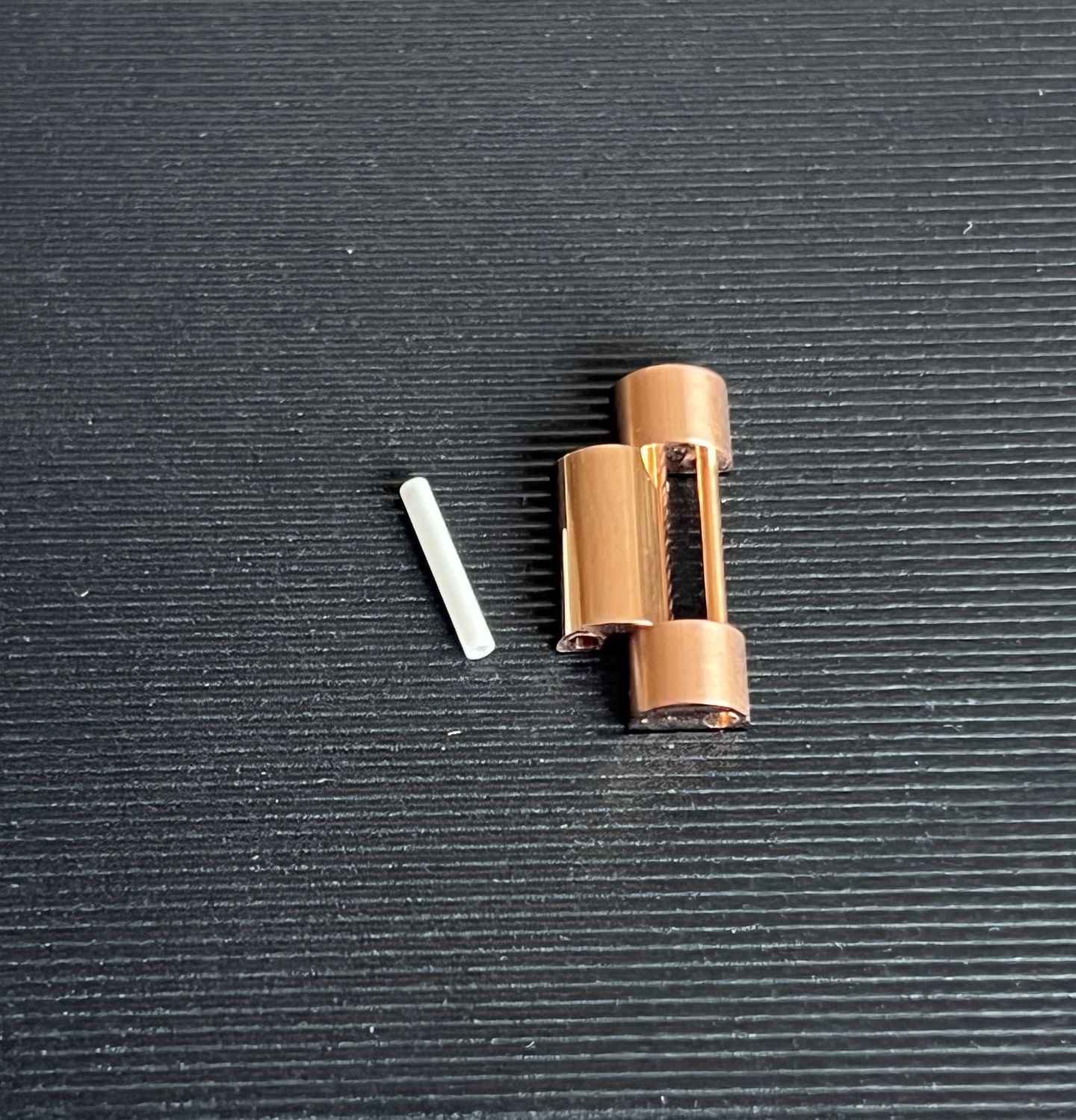 ​ROLEX Day-Date 40mm President 18K Rose Gold Link 228235 - 17.25mm