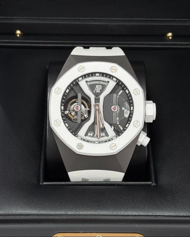 ​AUDEMARS PIGUET Royal Oak Offshore Concept Flying Tourbillon GMT 26580IO.OO.D010CA.01 Ceramic Titanium 44mm