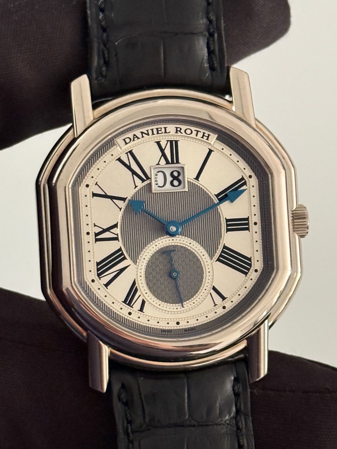 ​DANIEL ROTH Datomax 208.X.60 Small Seconds Big Date Roman Silver 18k White Gold DR130 Automatic 38mm