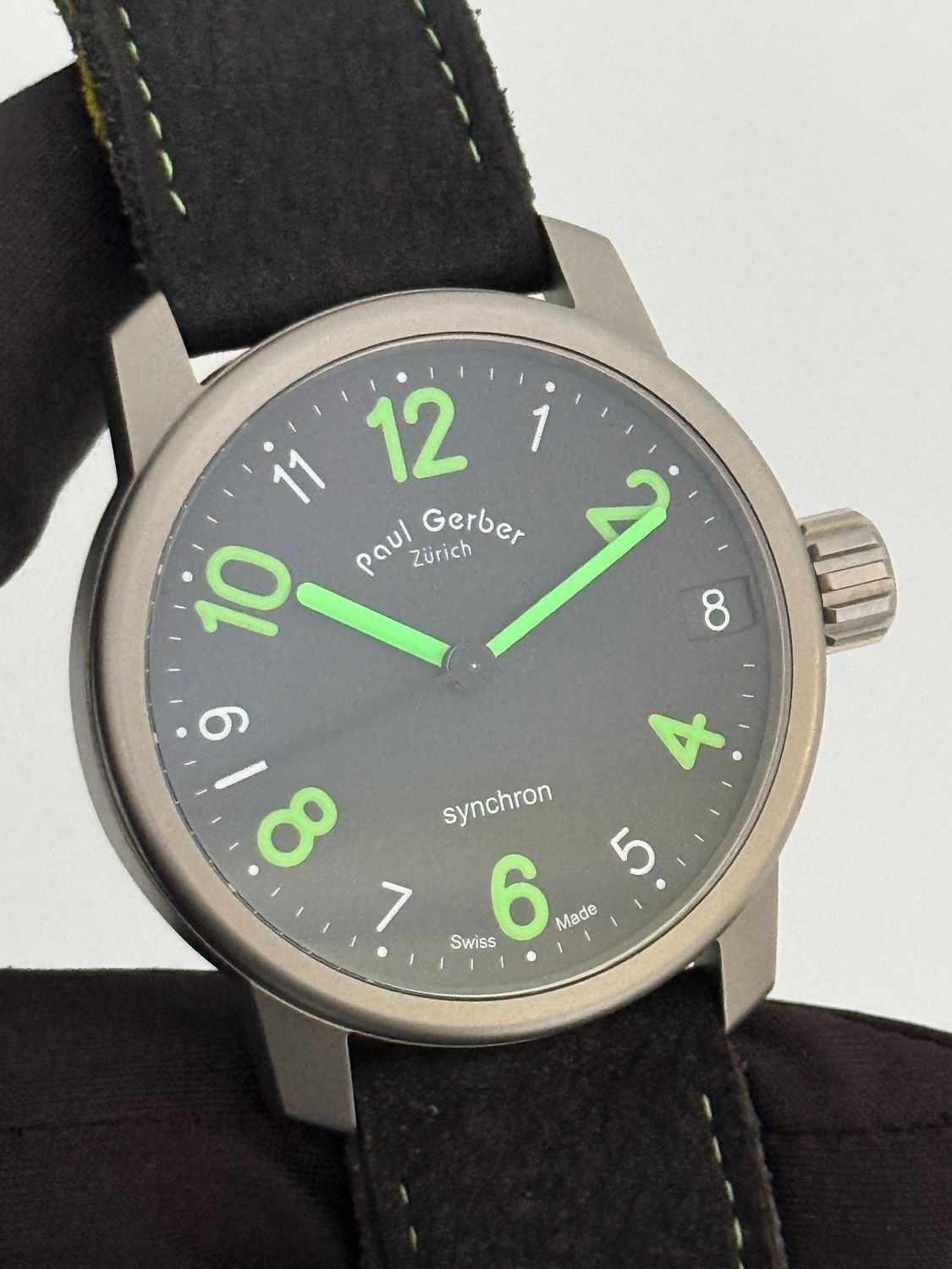 ​PAUL GERBER Zurich 420-XX Synchron Green Date Titanium 42mm Automatic FULL SET 2011