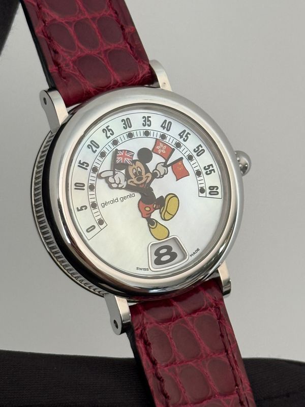 ​GERALD GENTA Retro Fantasy Disney Handover of Hong Kong Mickey Mouse GG 1997 Limited Edition Jump Hour Retrograde Mother of Pearl Automatic 34mm Stainless Steel 1997