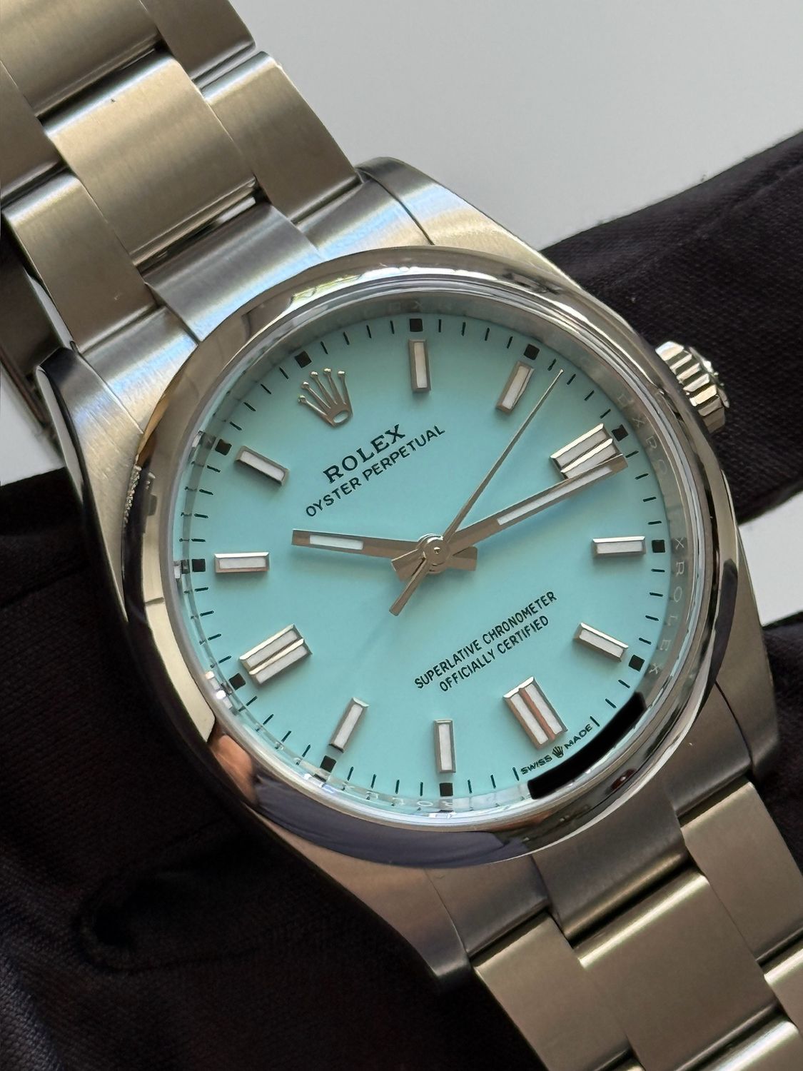 ROLEX Oyster Perpetual 36 Tiffany Turquoise Blue 126000 OP36 Stainless Steel 36mm FULL SET STICKERS 2022