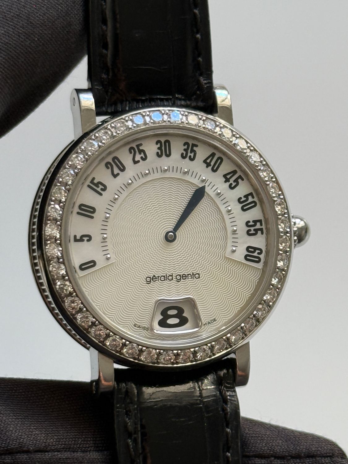 GERALD GENTA Retro G.3614 Mother of Pearl MOP Jump Hour Retrograde Stainless Steel Diamonds 34mm Automatic 1999 GERALD GENTA Retro G.3614 Mother of Pearl MOP Jump Hour Retrograde Stainless Steel Diamonds 34mm Automatic 1999