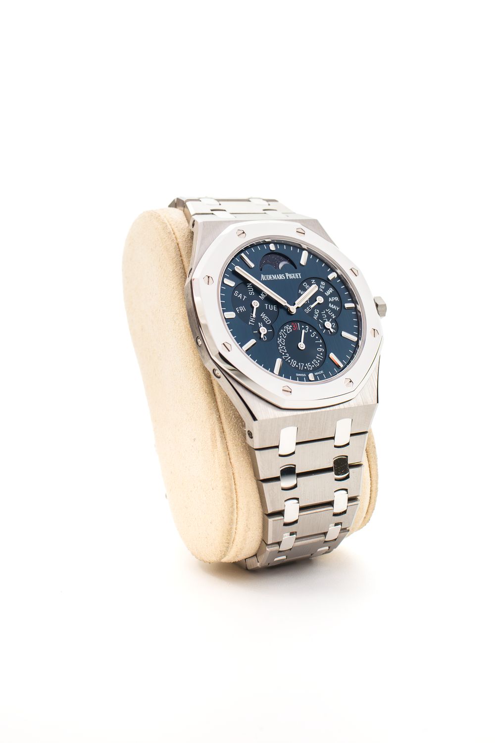 AUDEMARS PIGUET 26586IP Royal Oak Perpetual Calendar Ultra Thin 26586IP.OO.1240IP.01 Platinum Titanium 41mm 2021 FULL SET